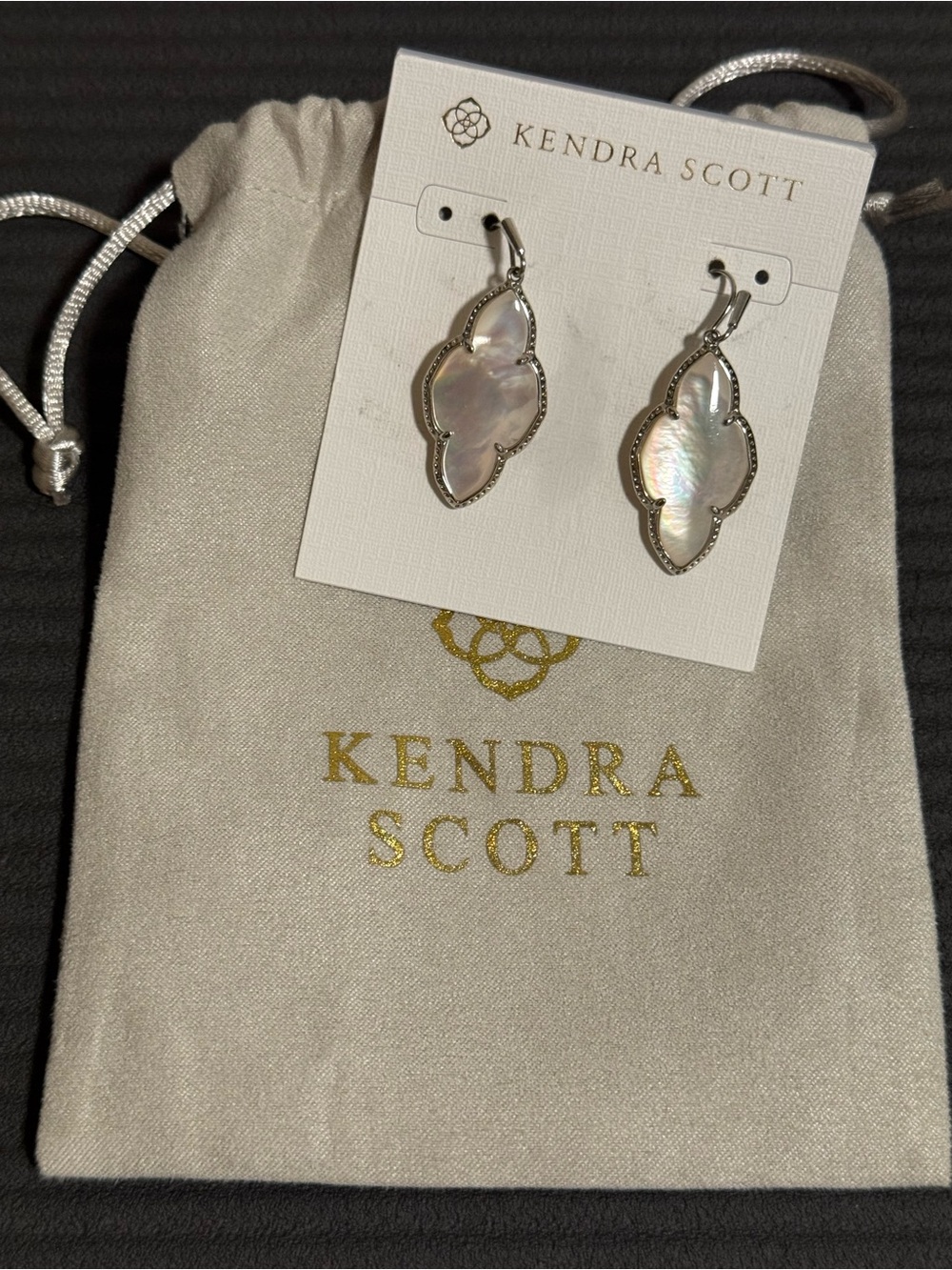 Kendra Scott Iridescent Mother-of-Pearl Drop Earrings - White & Silver - Picture 4 of 5